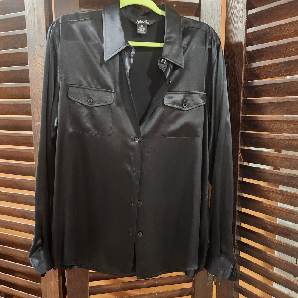 Vintage Womens Rafaella Black Buttondown